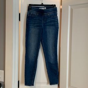 Signature by Levi Strauss & Co. Gold Label Pull-On Skinny Jeans